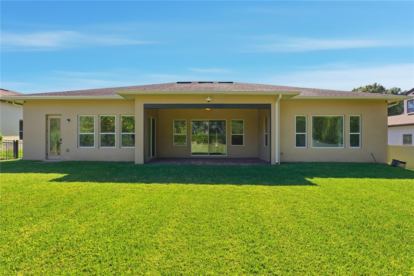 Listing photo id 35 for 1514 Arden Oaks Drive