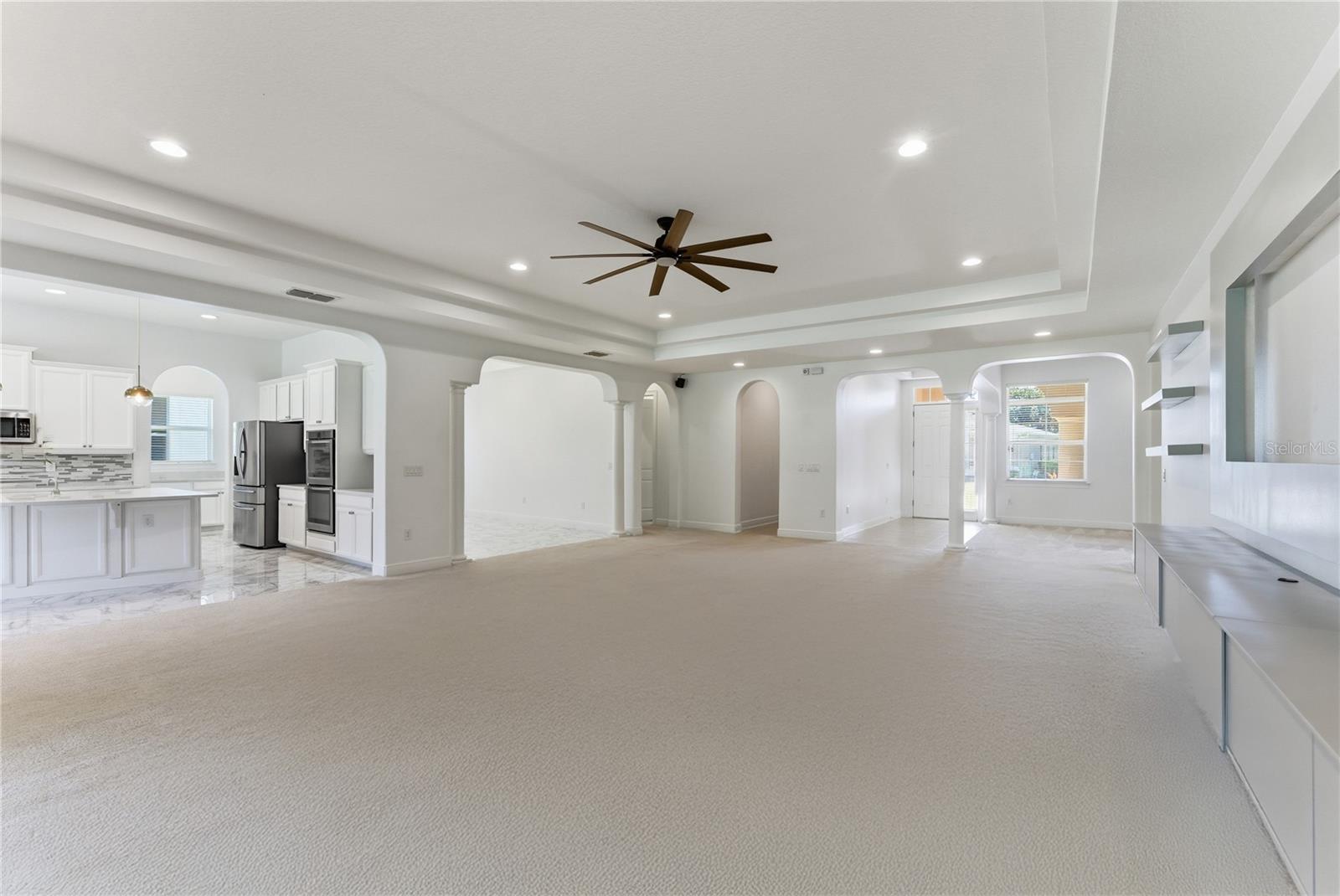 Listing photo id 6 for 1514 Arden Oaks Drive