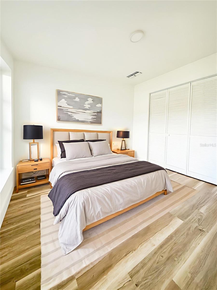 Image 11 of 18 For 10607 Whitman Cir