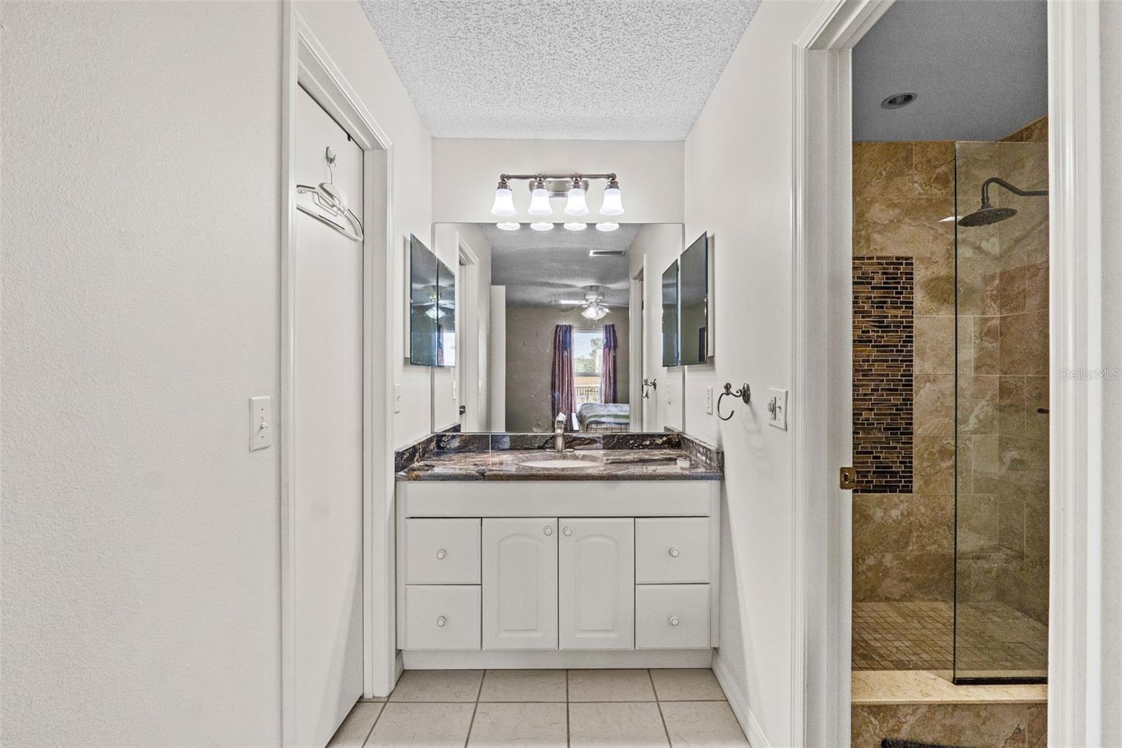 Image 13 of 30 For 8975 Cypresswood Drive