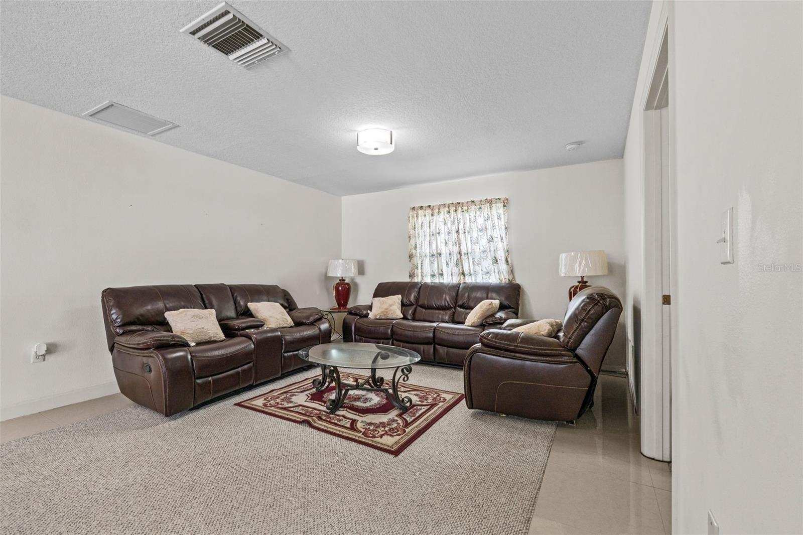 Image 18 of 30 For 8975 Cypresswood Drive