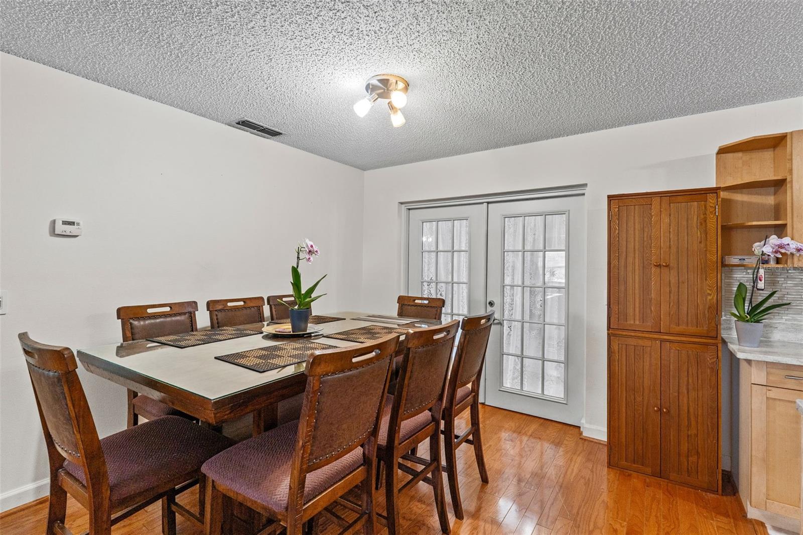 Image 8 of 30 For 8975 Cypresswood Drive