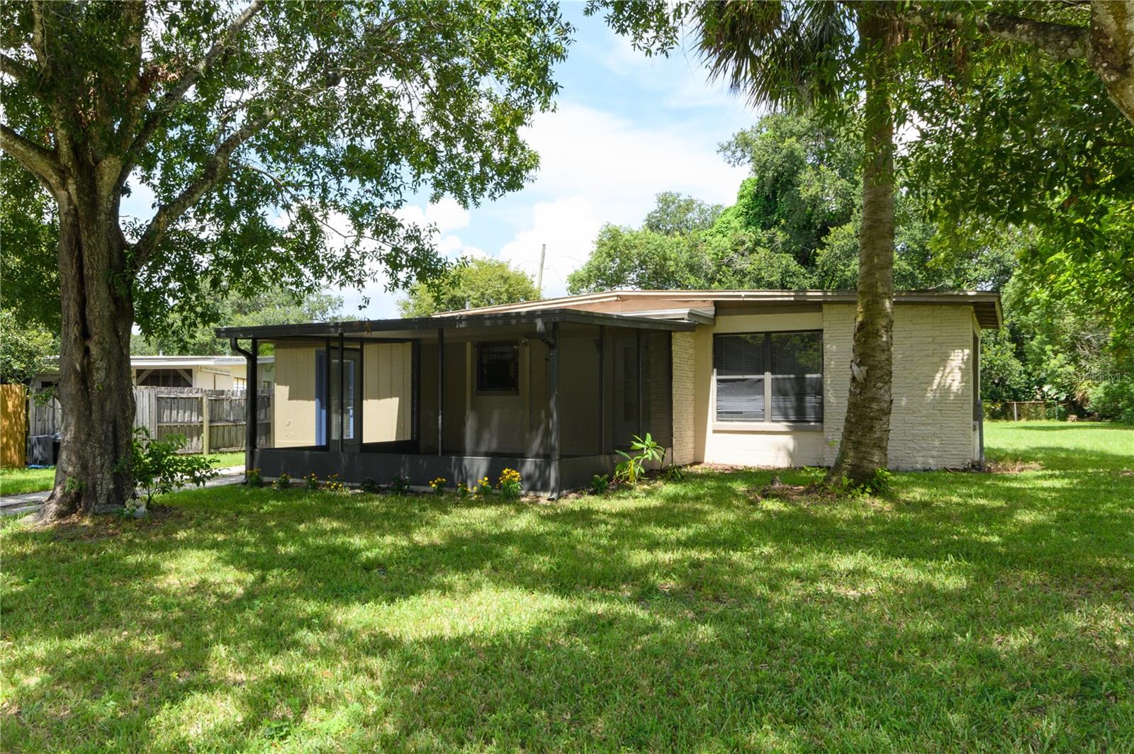 Details for 118 Woodland Drive, SANFORD, FL 32773