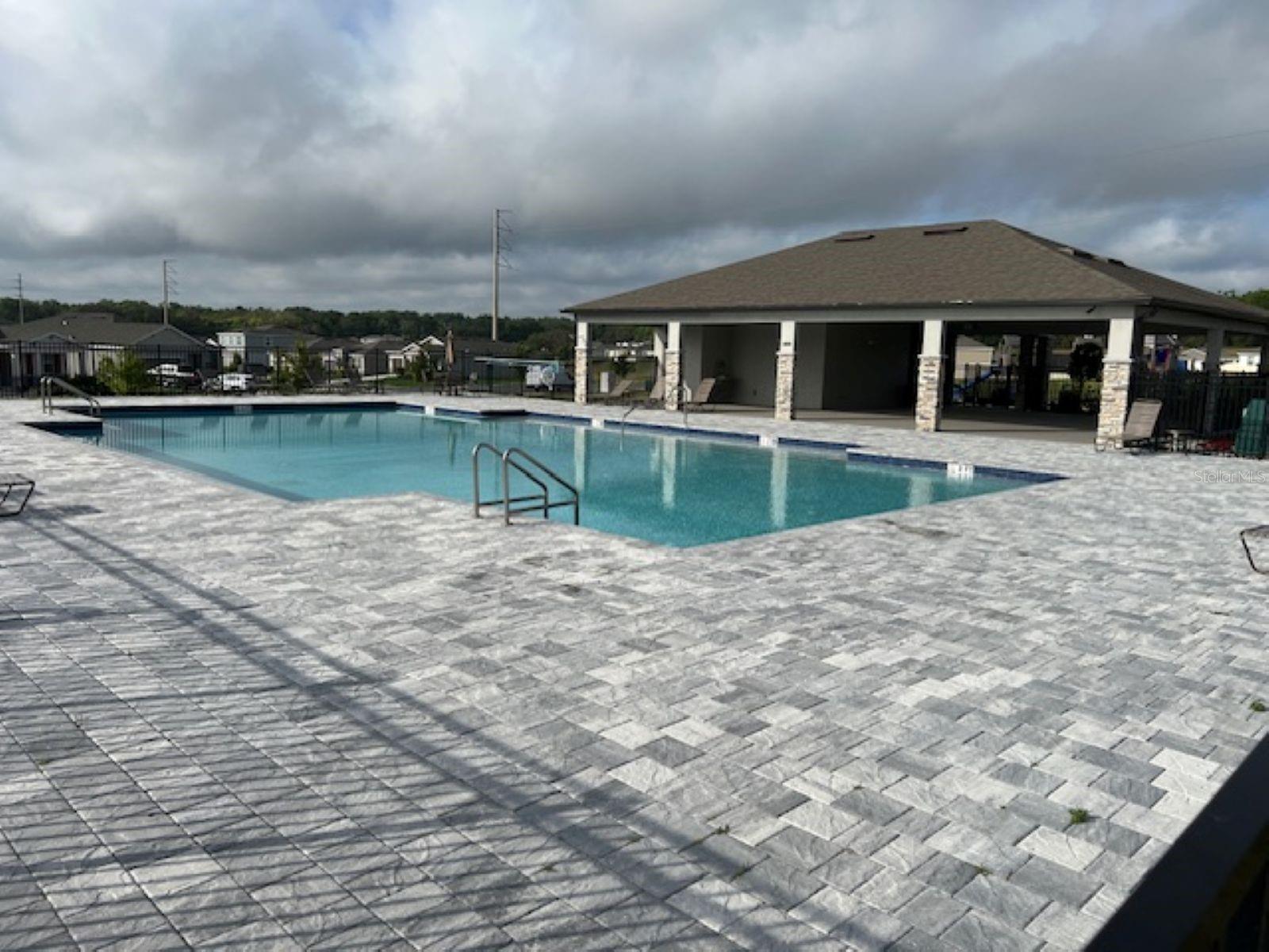 Image 19 of 21 For 33409 Country House Drive