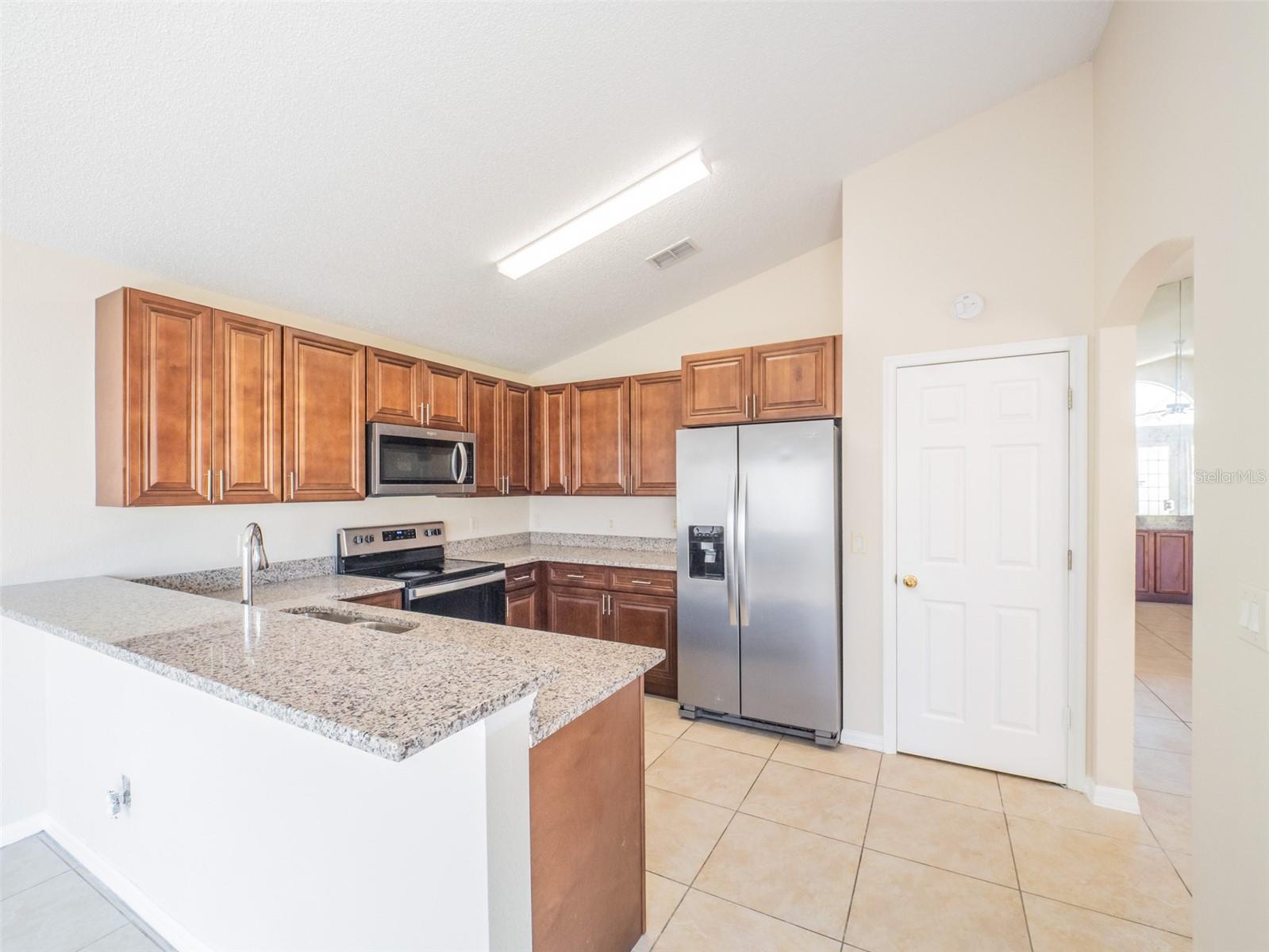 Image 12 of 34 For 4405 Hazelton Court
