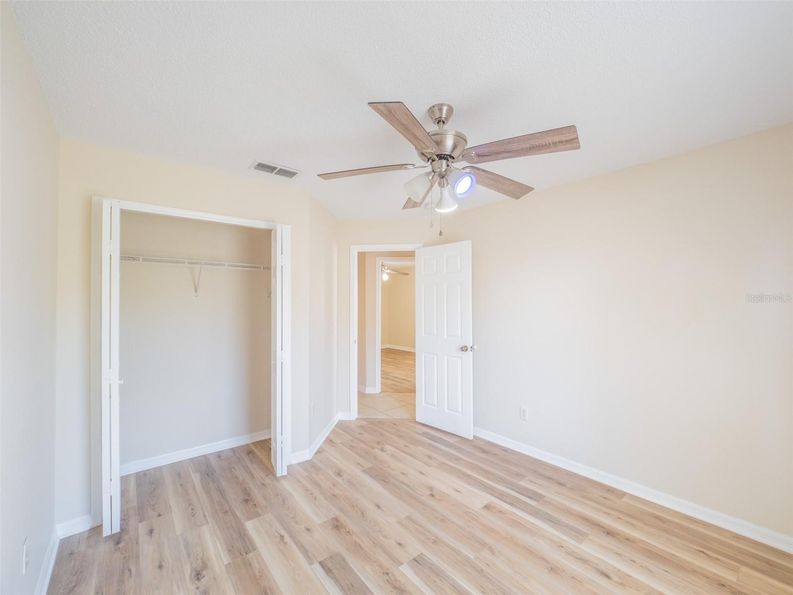 Image 33 of 34 For 4405 Hazelton Court