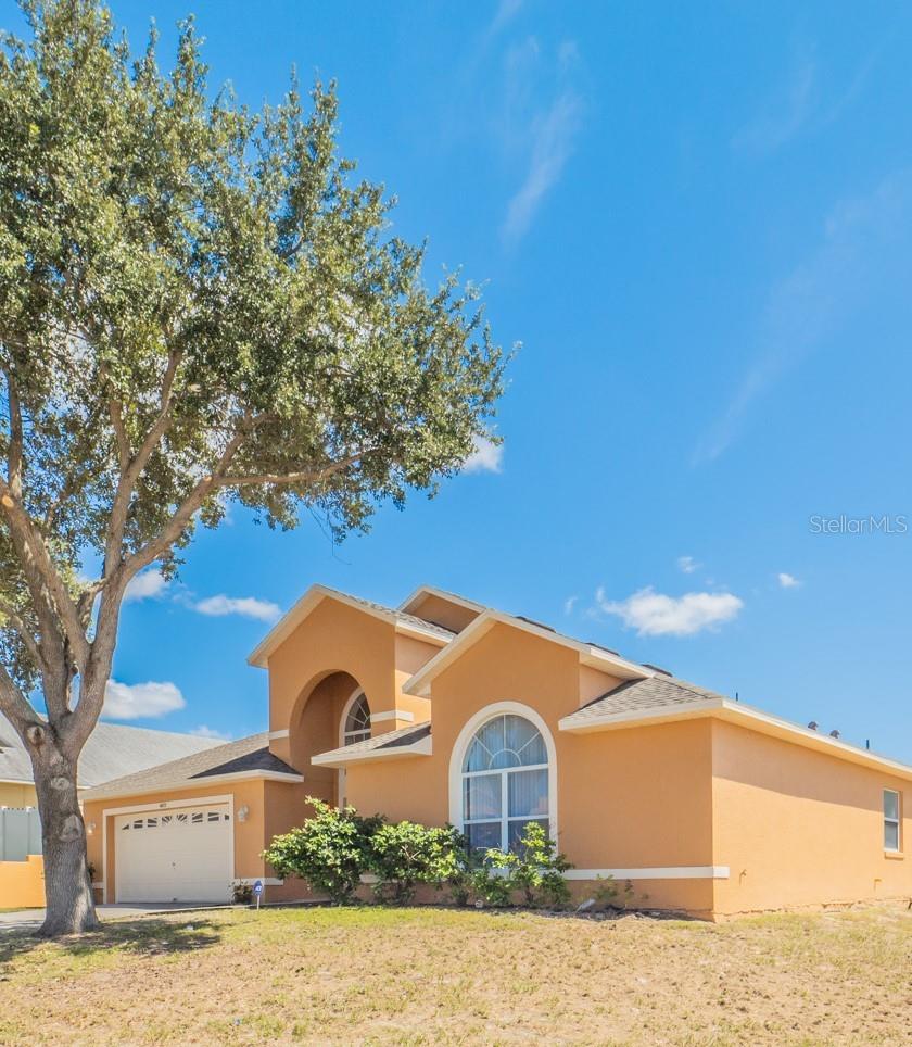 Image 4 of 34 For 4405 Hazelton Court