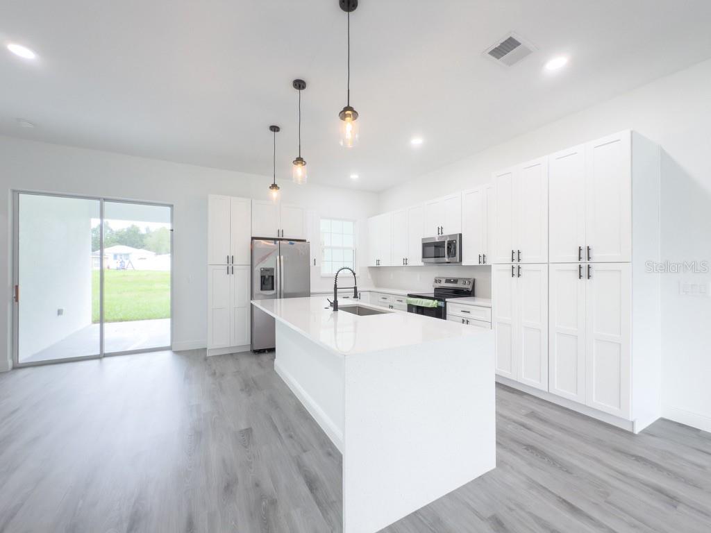 Image 16 of 50 For 13393 43rd Ave Rd