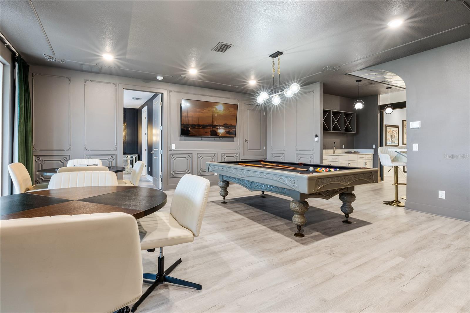 Image 26 of 65 For 977 Desert Mountain Court