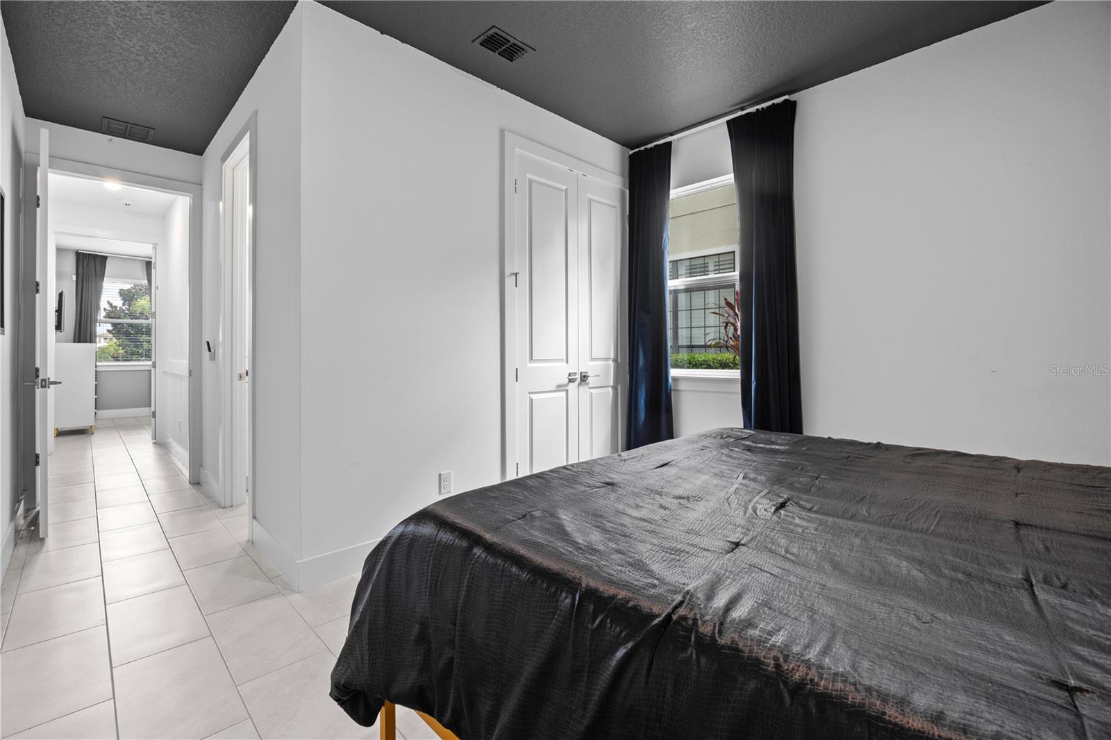 Image 33 of 65 For 977 Desert Mountain Court
