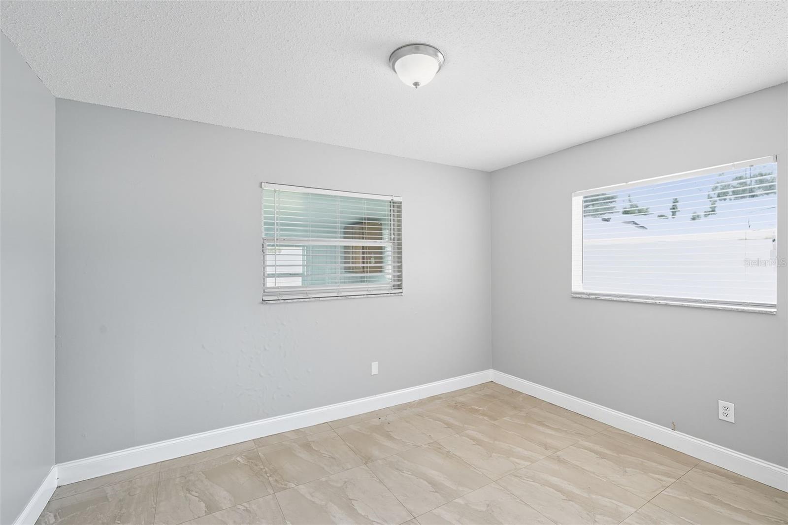 Image 11 of 33 For 3713 37th Street N