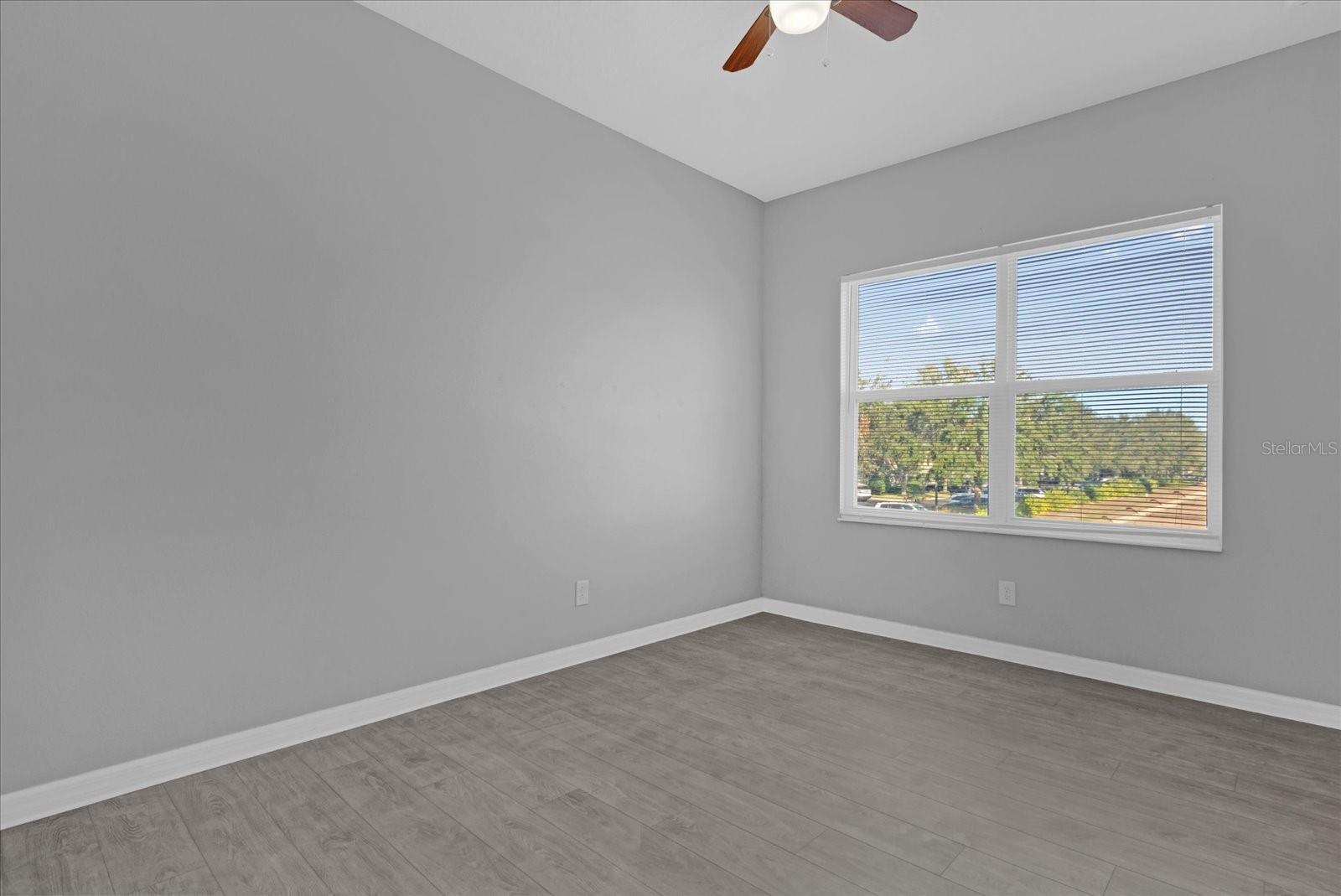 Image 13 of 32 For 11267 Grander Drive