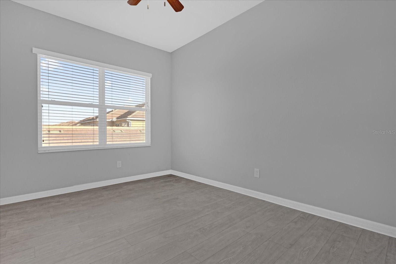 Image 15 of 32 For 11267 Grander Drive