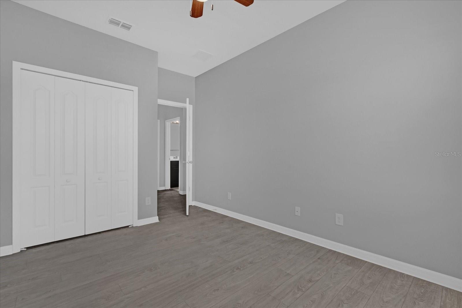 Image 16 of 32 For 11267 Grander Drive