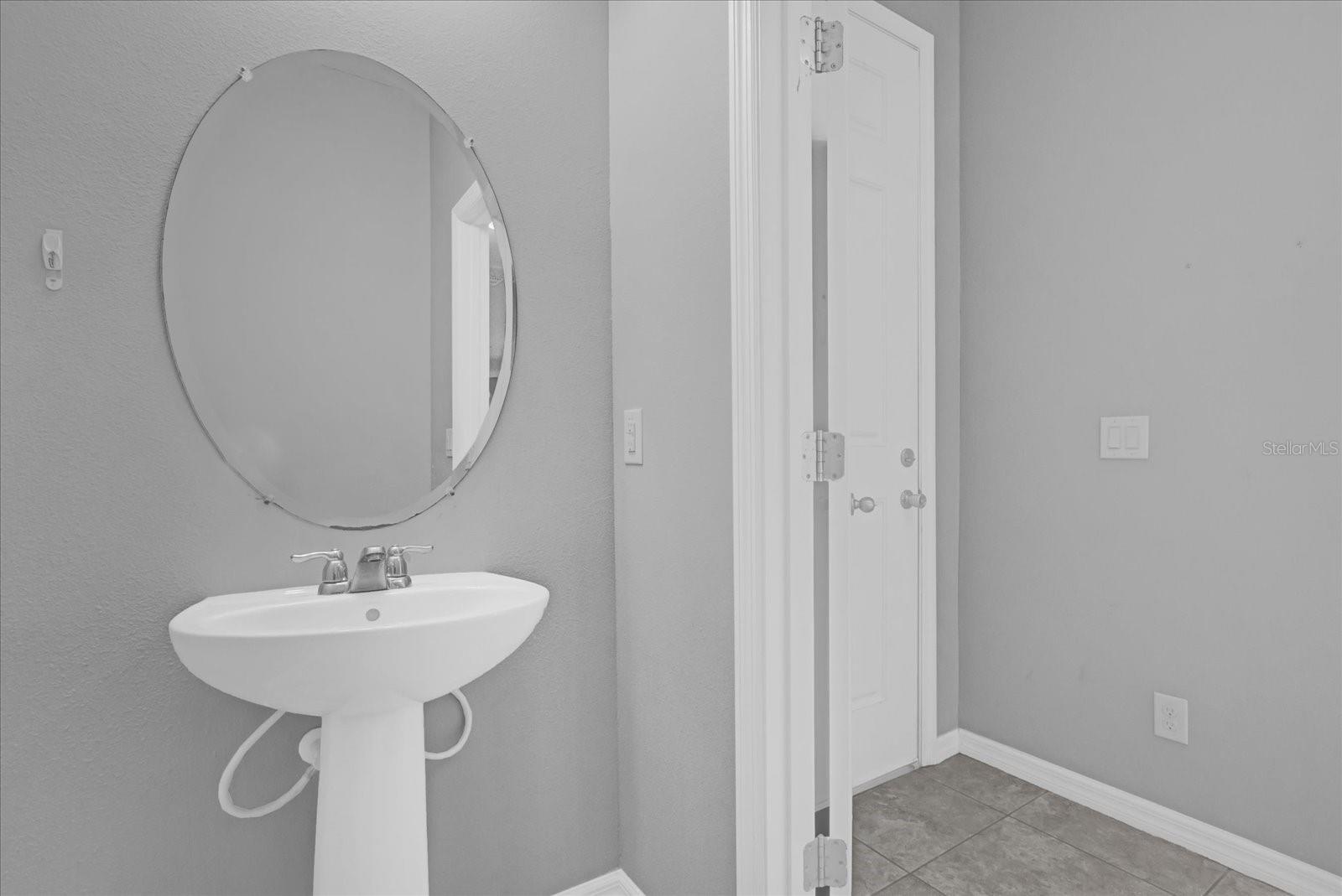 Image 23 of 32 For 11267 Grander Drive