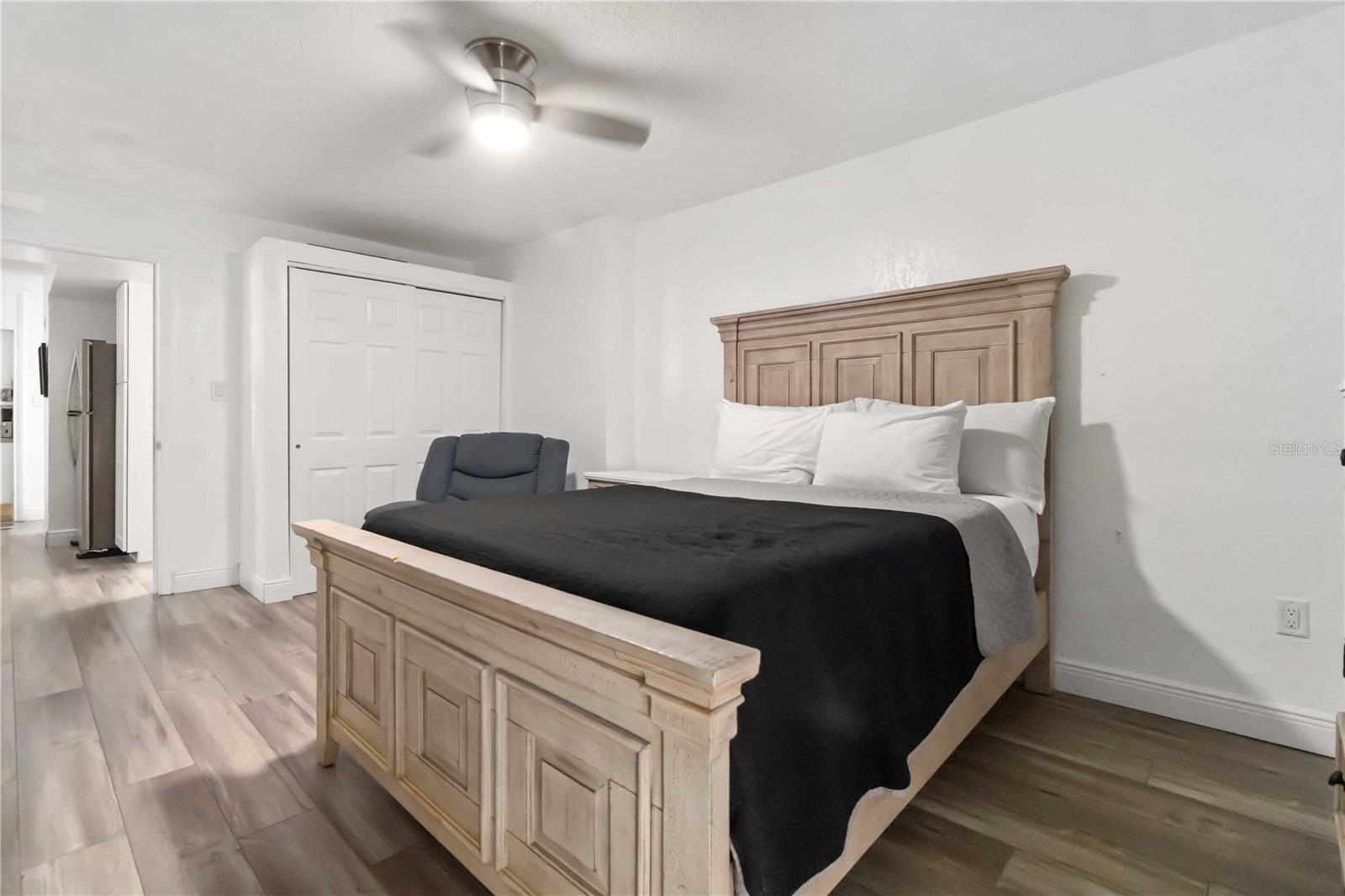 Image 12 of 27 For 2301 Atlantic Avenue 431