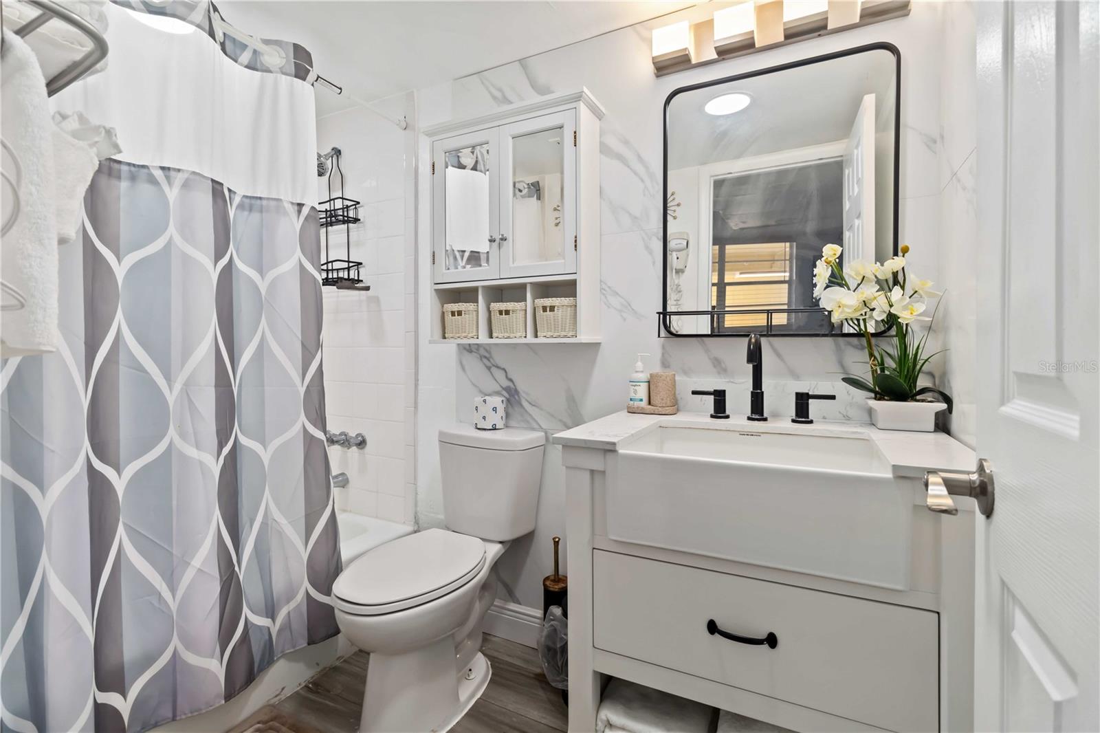 Image 13 of 27 For 2301 Atlantic Avenue 431