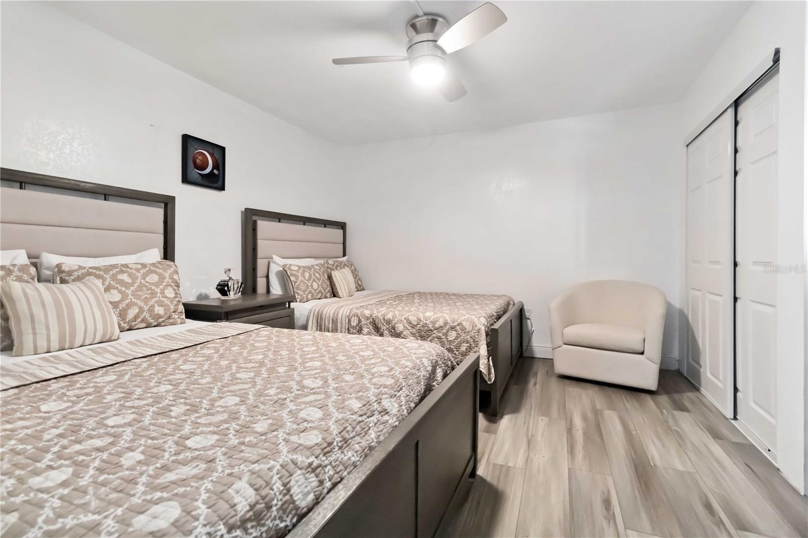 Image 14 of 27 For 2301 Atlantic Avenue 431