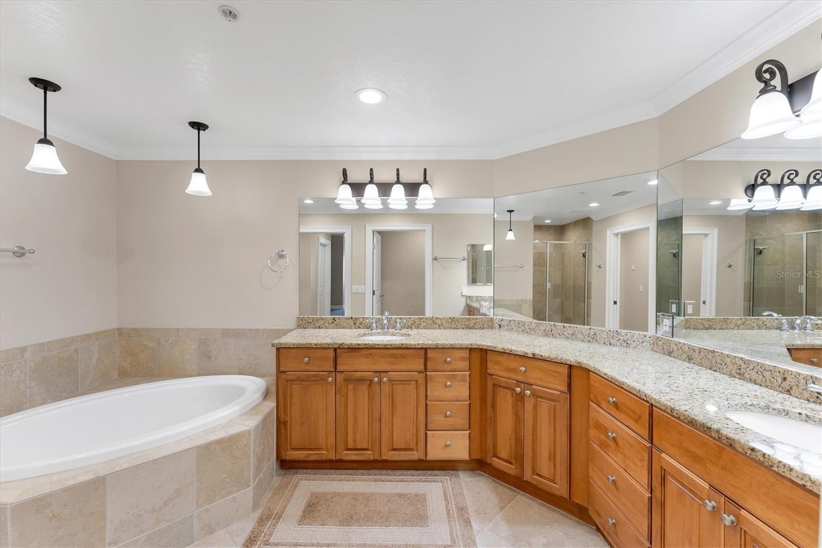 Image 18 of 43 For 606 Riviera Dunes Way  604