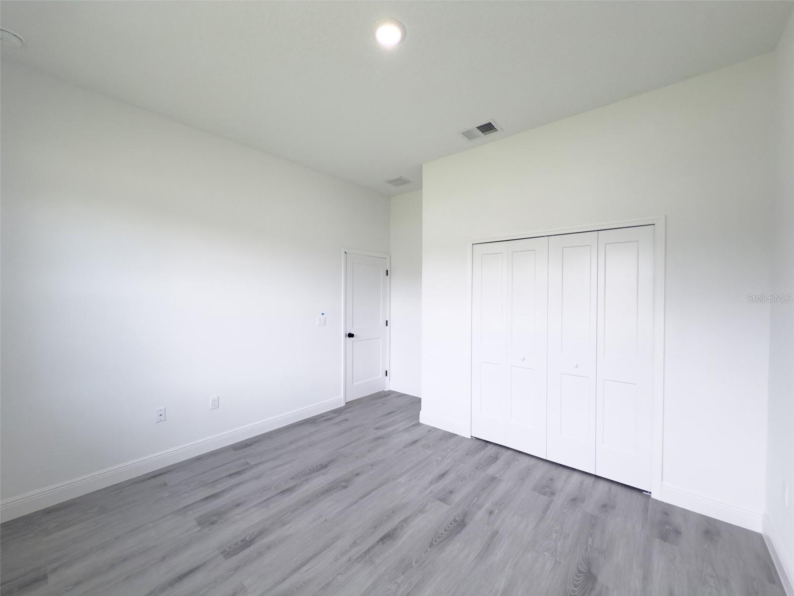 Image 21 of 47 For 15004 60th Ter