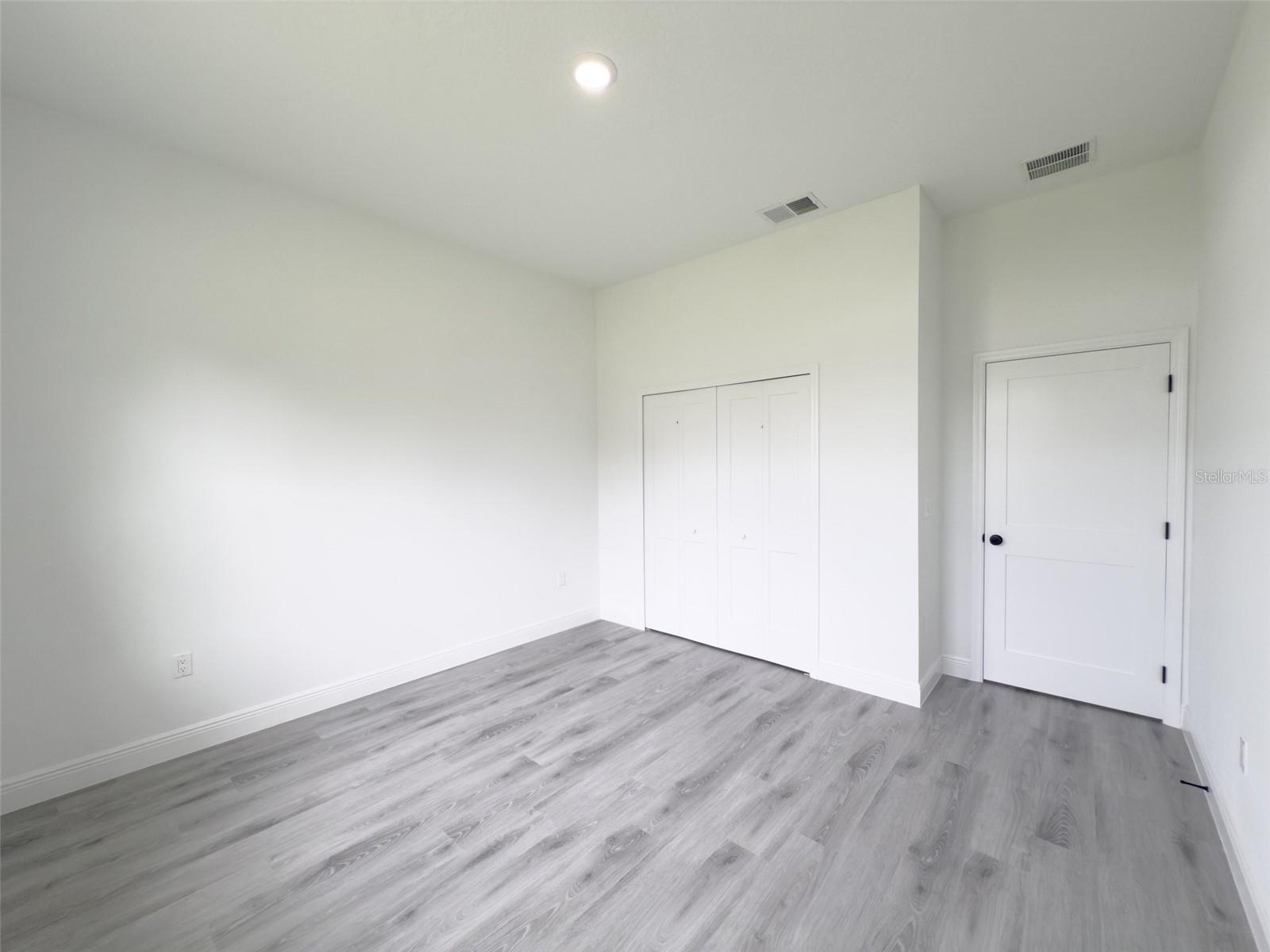 Image 30 of 47 For 15004 60th Ter