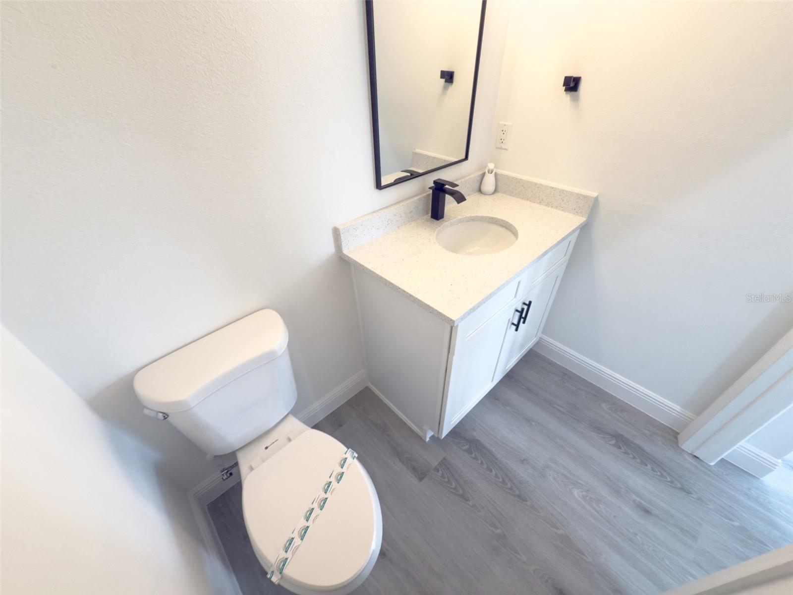 Image 32 of 47 For 15004 60th Ter