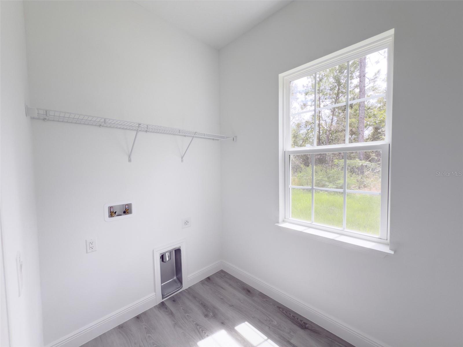 Image 33 of 47 For 15004 60th Ter