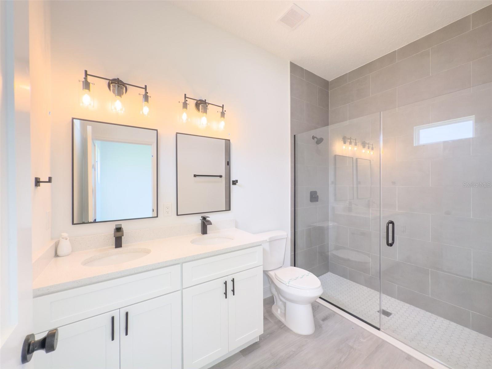 Image 39 of 47 For 15004 60th Ter