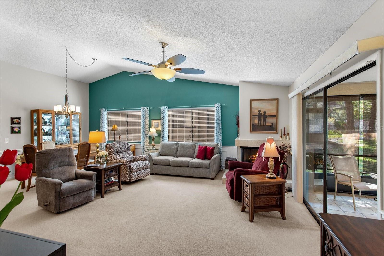 Image 16 of 47 For 424 Evesham Place