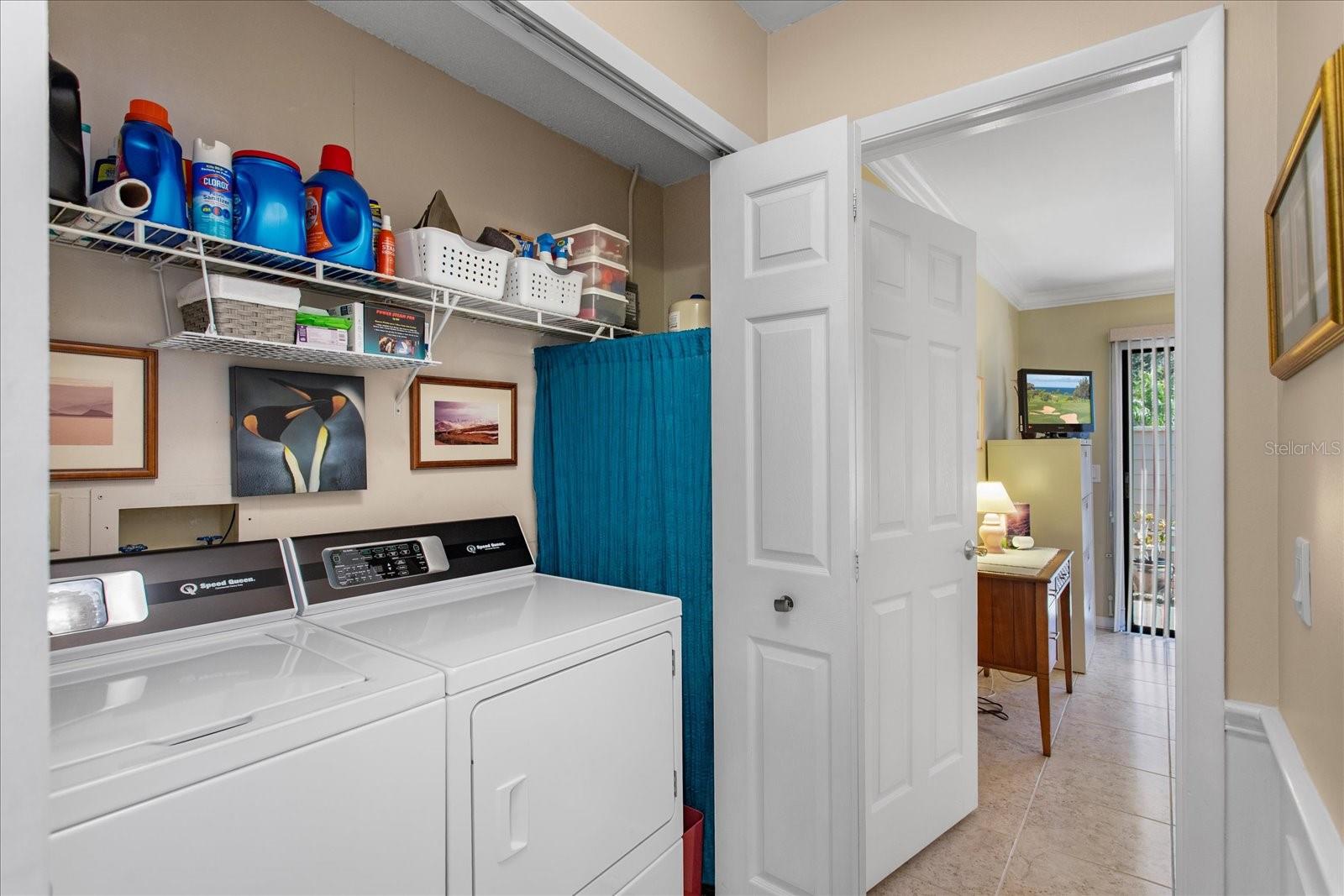 Image 28 of 47 For 424 Evesham Place