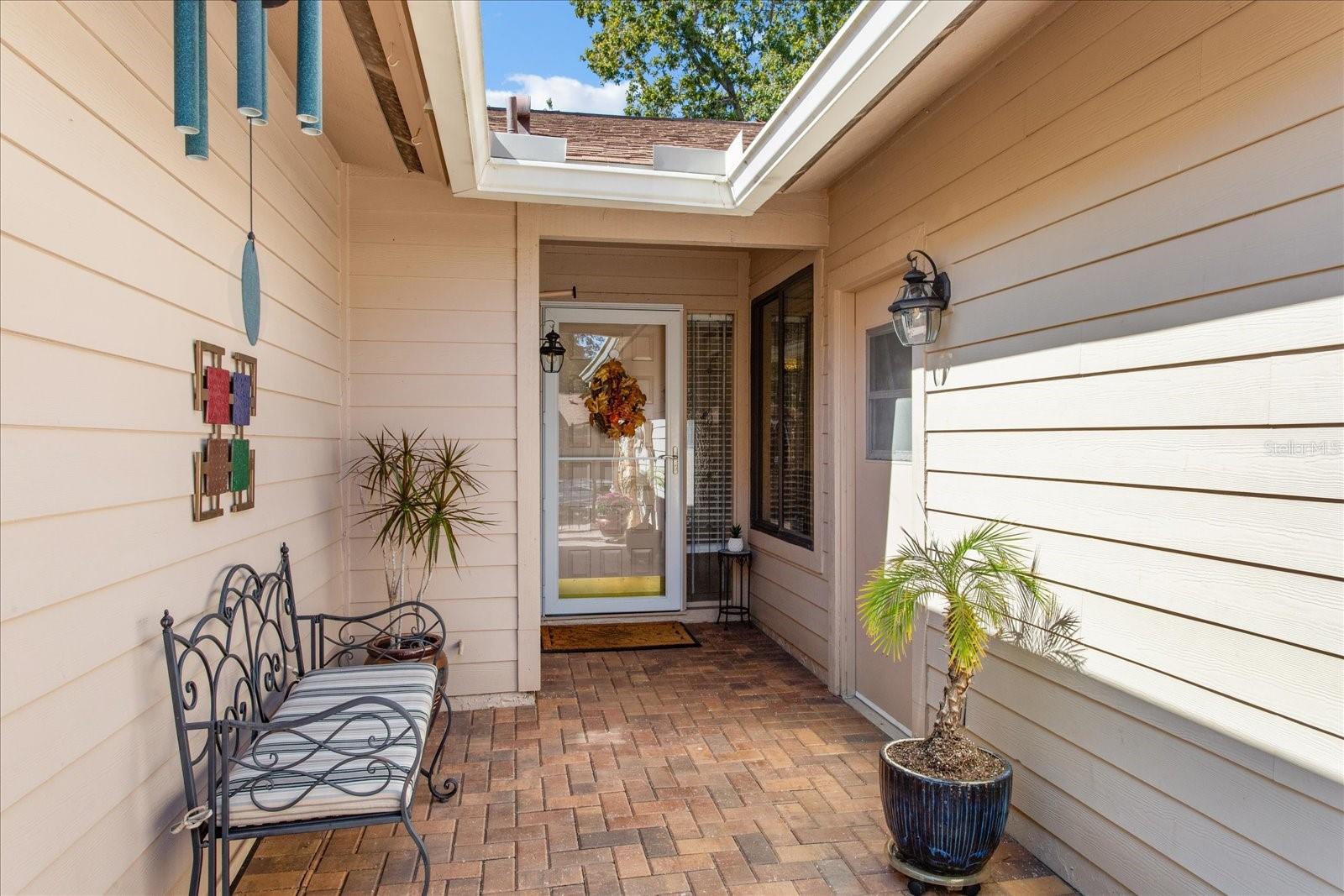 Image 7 of 47 For 424 Evesham Place