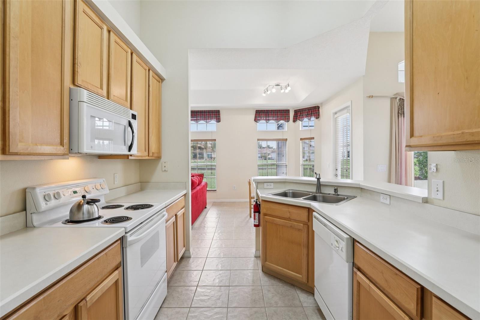 Image 15 of 71 For 255 Royal Palm Drive