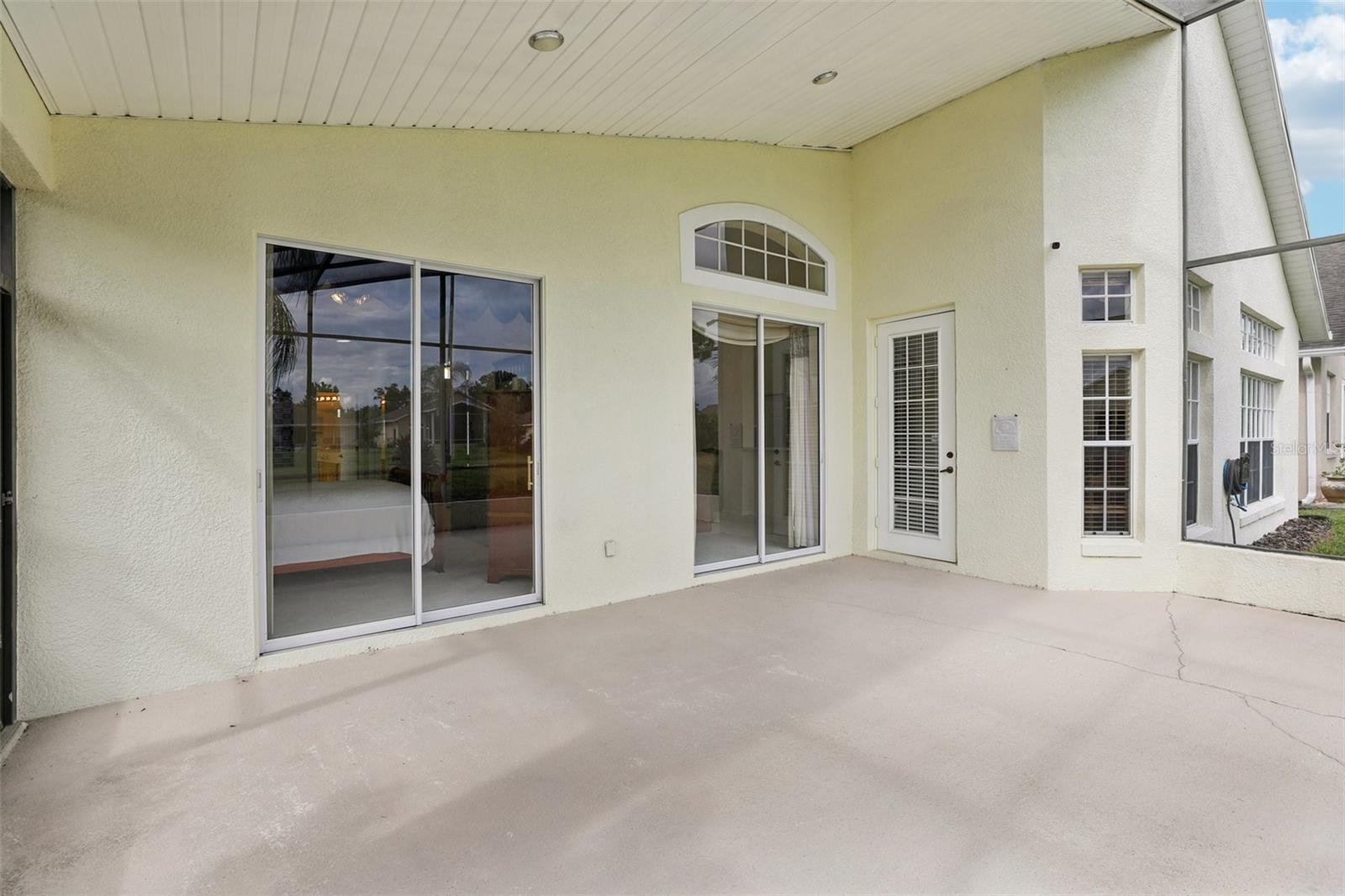Image 40 of 71 For 255 Royal Palm Drive