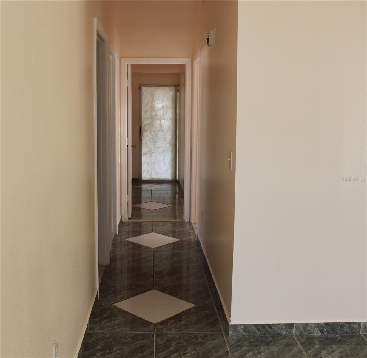 Image 11 of 26 For 11100 Einbender Road