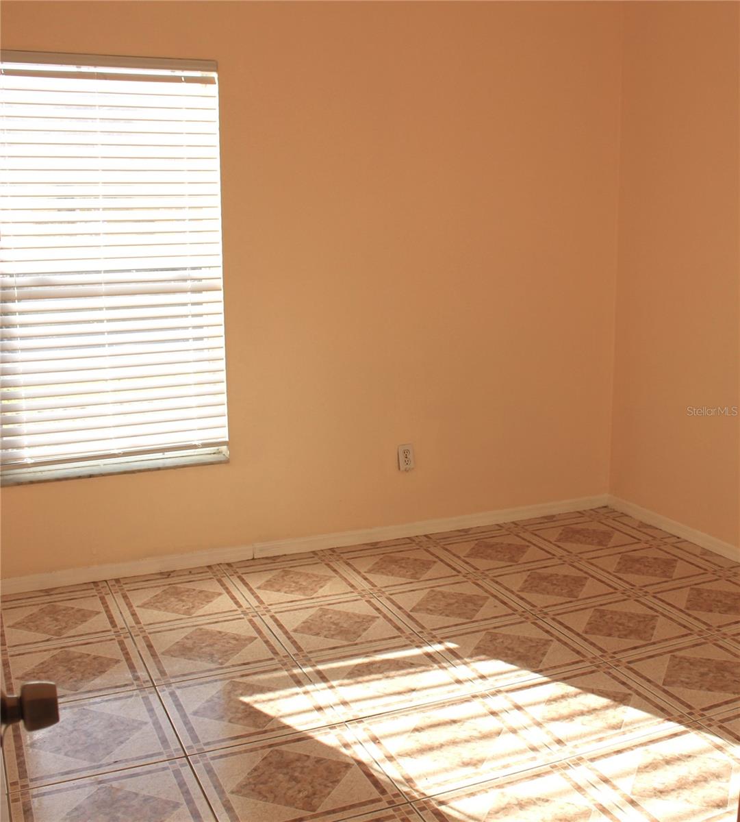 Image 14 of 26 For 11100 Einbender Road