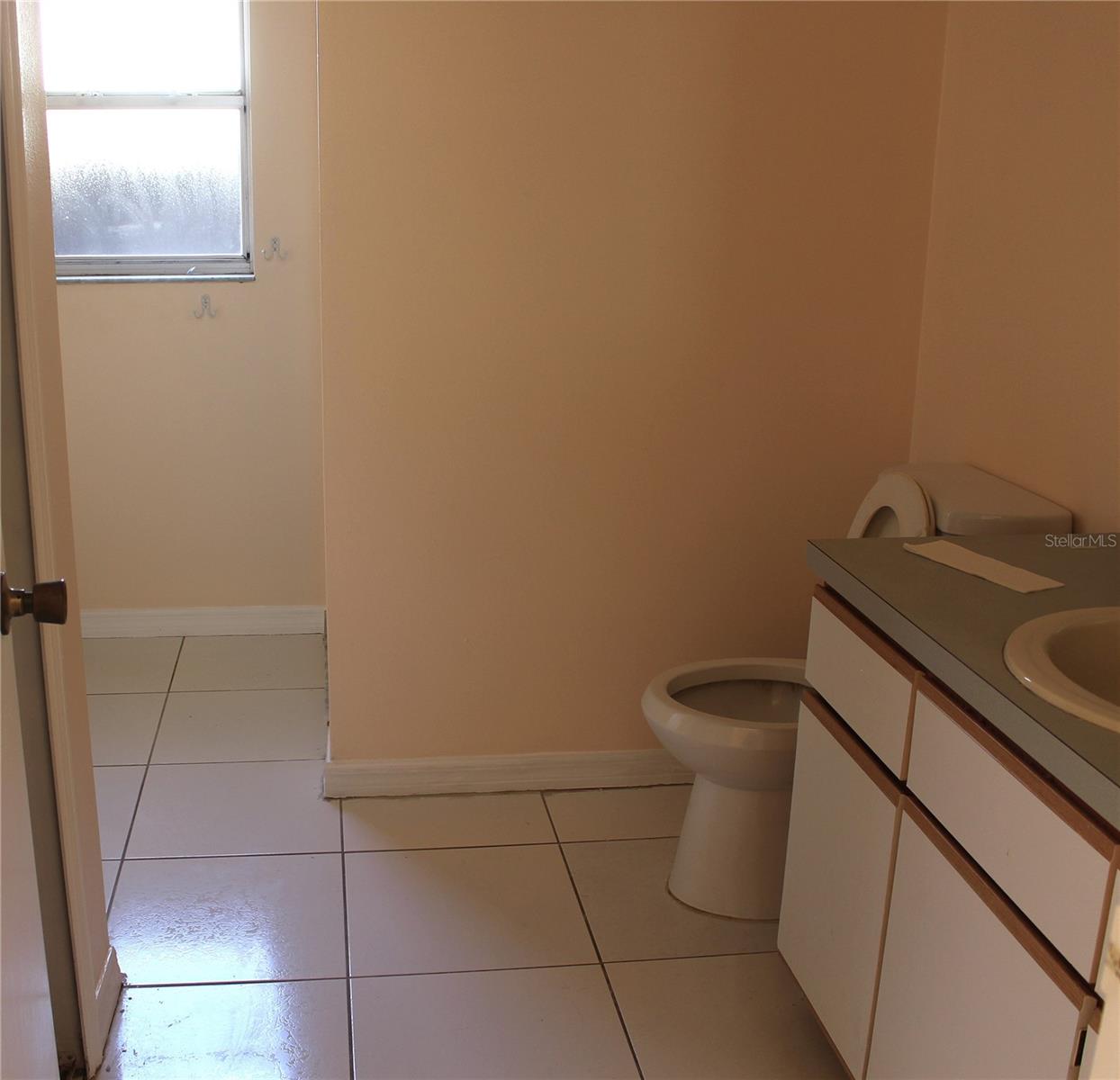 Image 16 of 26 For 11100 Einbender Road