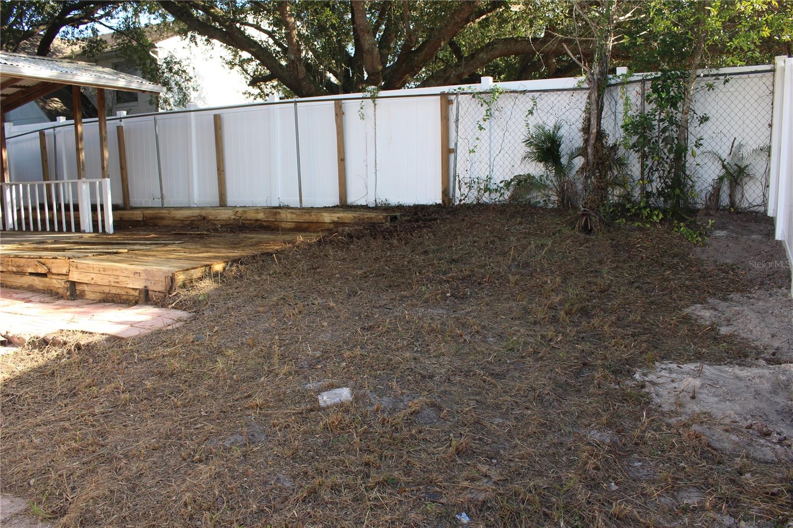 Image 19 of 26 For 11100 Einbender Road