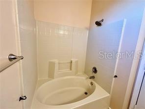 Image 6 of 12 For 12307 Lantana Park Lane 110