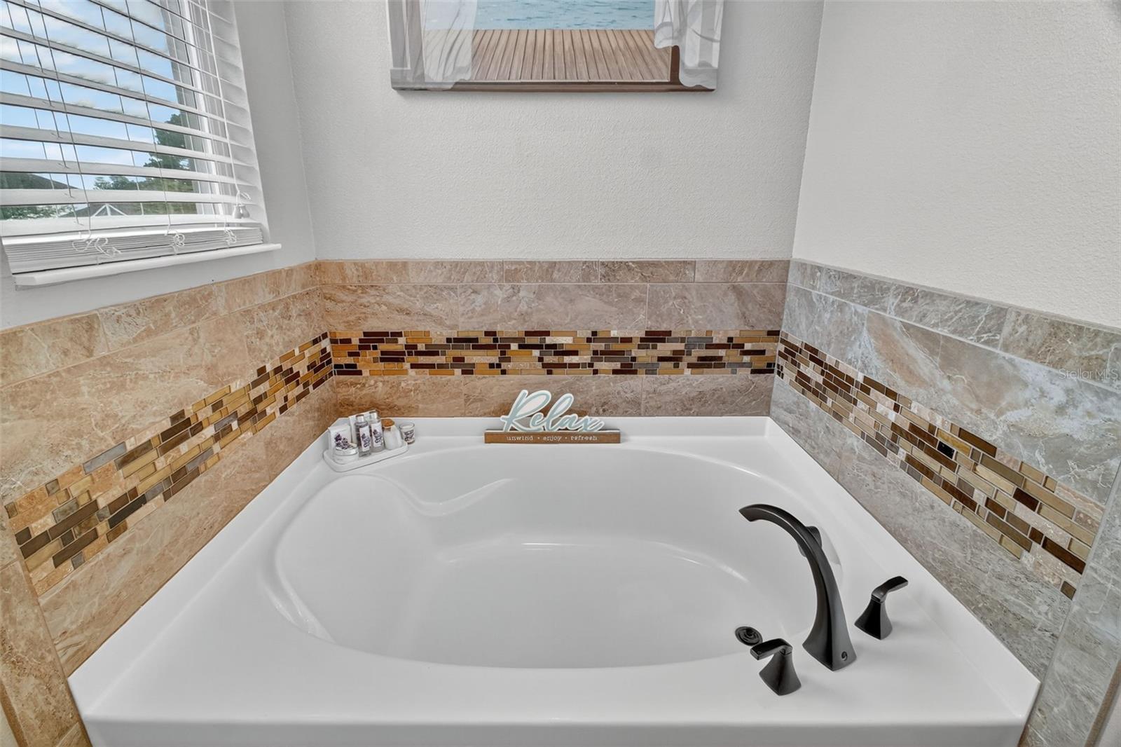 Image 21 of 41 For 1105 Eagle Run Way