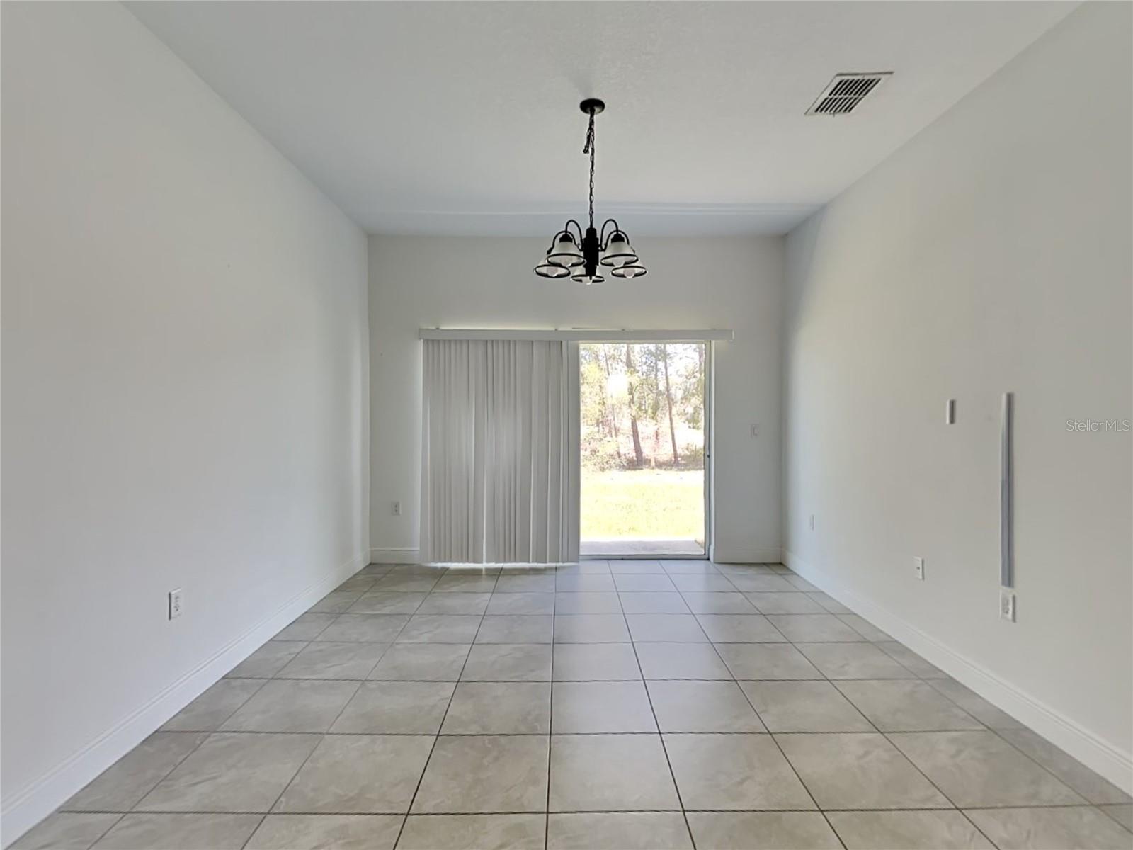 Image 2 of 15 For 356 Elderberry Court