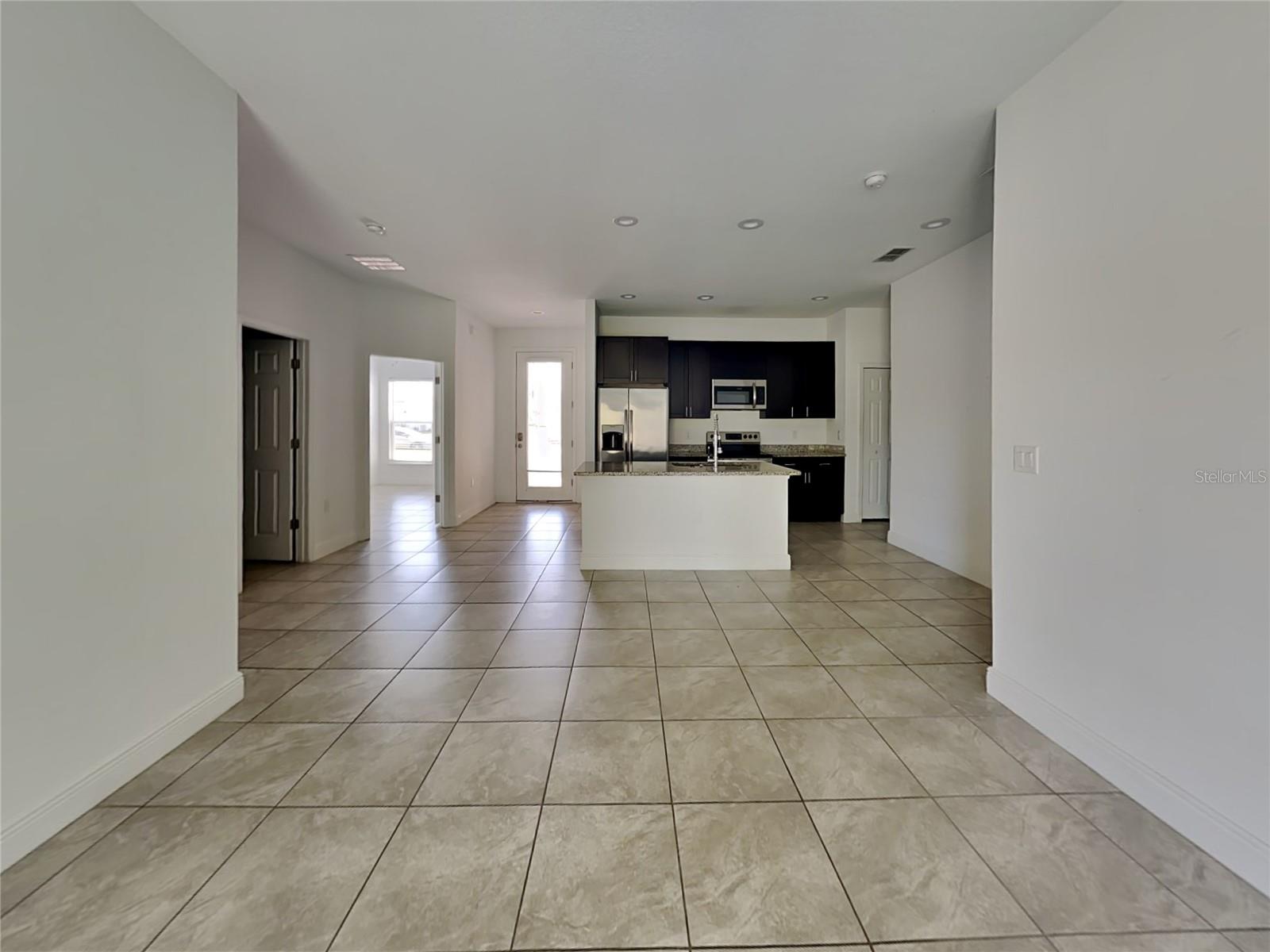 Image 3 of 15 For 356 Elderberry Court