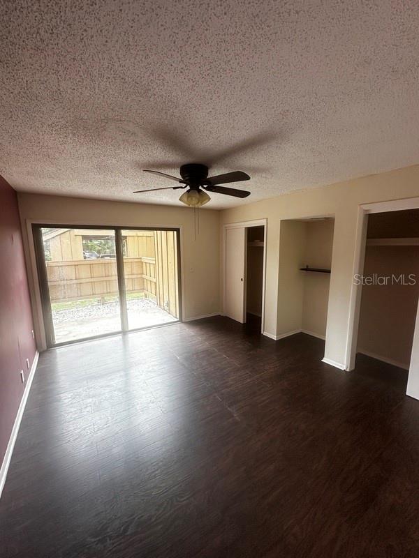 Image 4 of 8 For 252 Crown Oaks Way