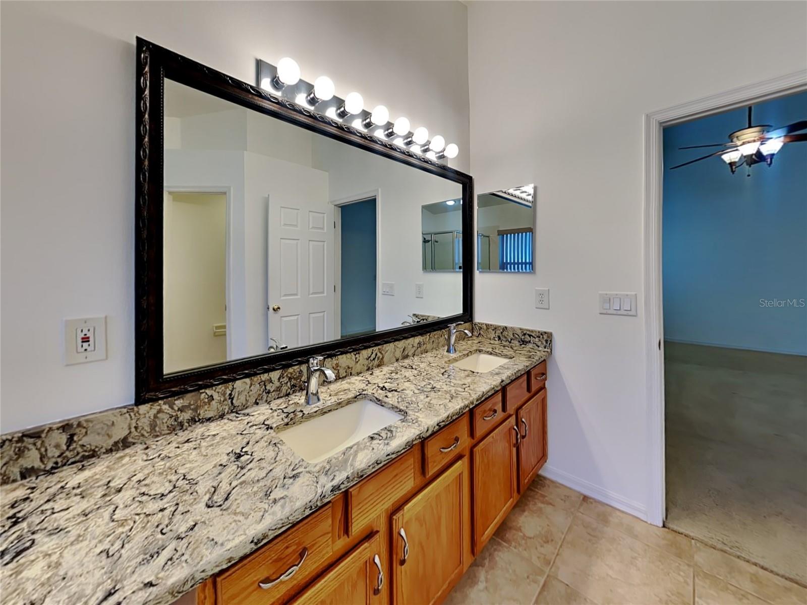 Image 14 of 18 For 832 Mattocks Court