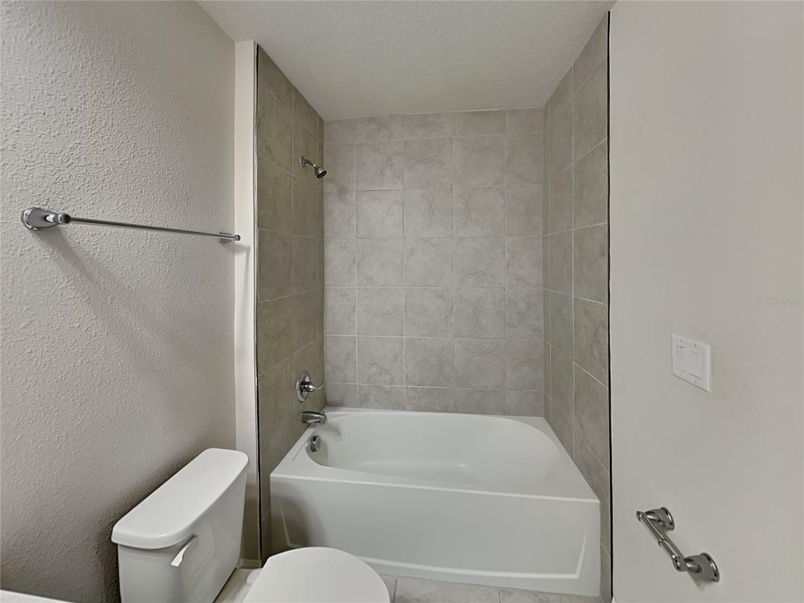 Image 17 of 19 For 6165 Juneberry Way