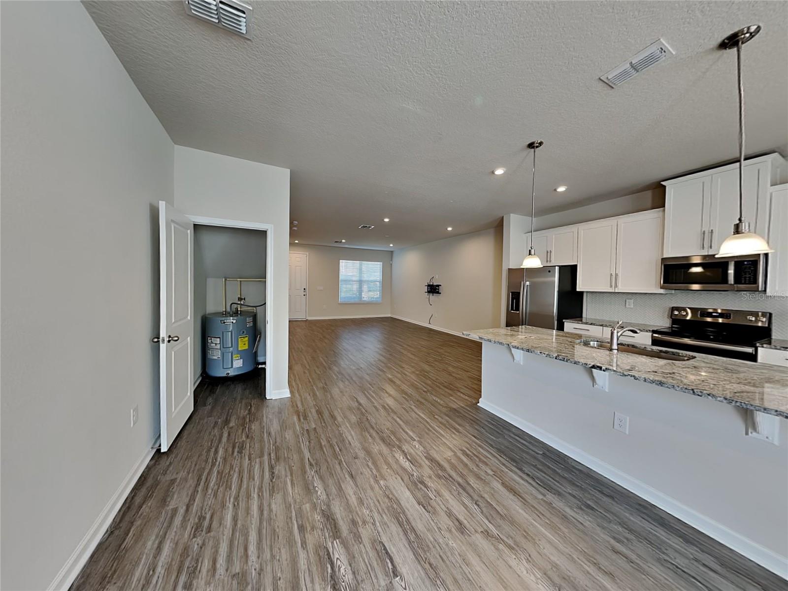 Image 7 of 19 For 6165 Juneberry Way