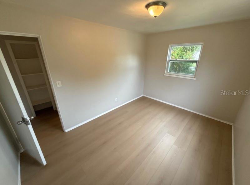 Image 7 of 12 For 900 40th Street S