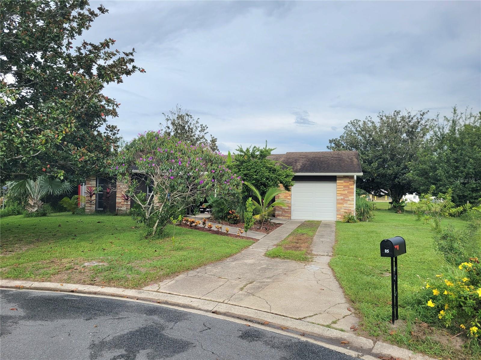 Image 72 of 83 For 85 Alderwood Drive
