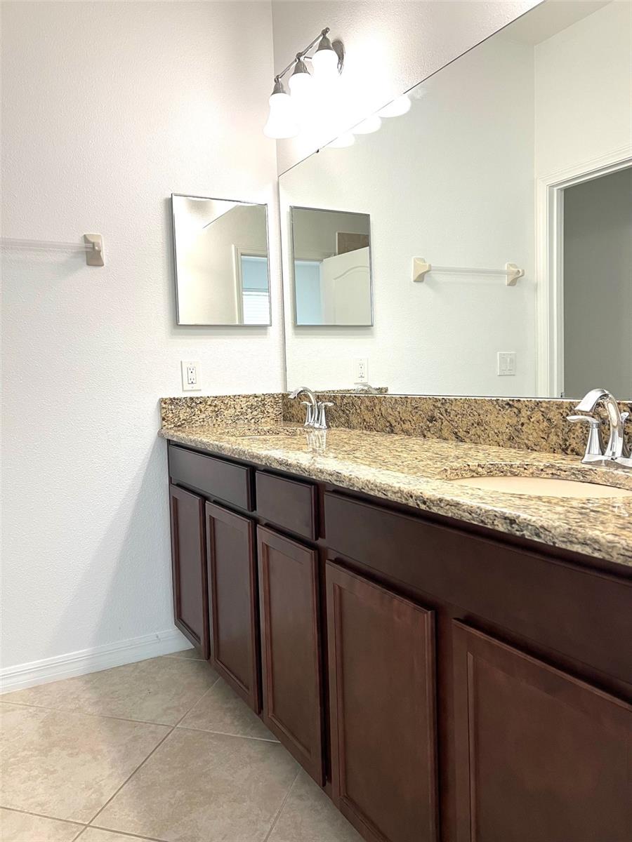 Image 7 of 17 For 7681 Fordson Lane