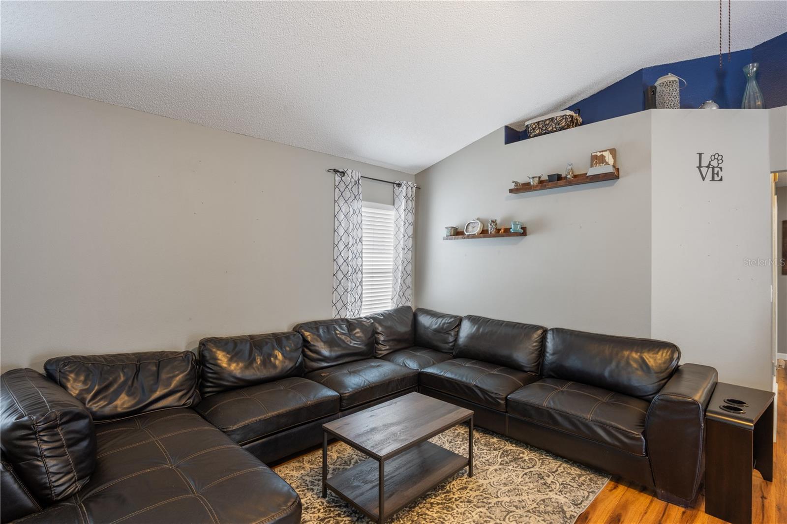 Image 11 of 22 For 460 Southern Charm Drive