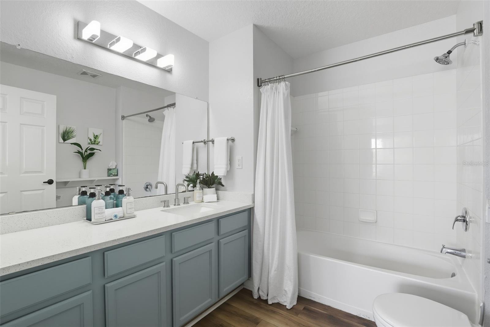 Image 21 of 37 For 2606 Lodi Circle 102